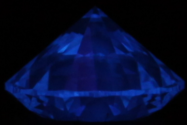 0.70-Carat  H VVS2 Ideal Round Diamond