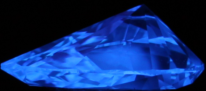 1.50-Carat  G VVS1 Ideal Pear Diamond