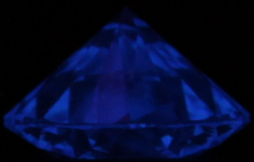 0.59-Carat  E VVS1 Ideal Round Diamond