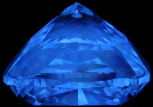 2.01-Carat  E VS2 Very Good Cushion Diamond