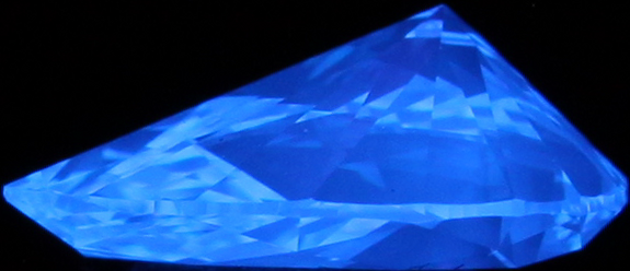 1.00-Carat  J VS1 Ideal Pear Diamond
