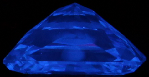 1.01-Carat  D VS2 Very Good Radiant Diamond
