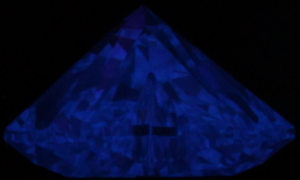 0.70-Carat  D VS2 Very Good Heart Diamond