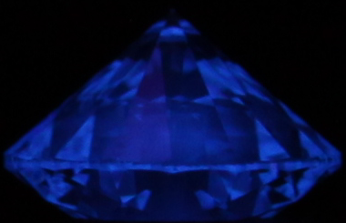 0.70-Carat  E VS2 Ideal Round Diamond