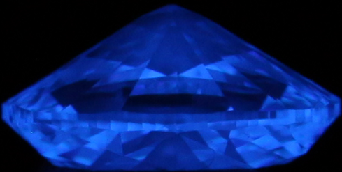 1.00-Carat  D VS1 Good Oval Diamond