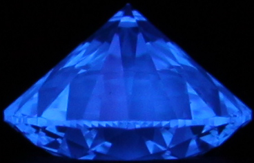 0.62-Carat  F VVS1 Ideal Round Diamond