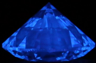 0.59-Carat  E IF Ideal Round Diamond