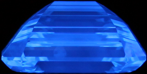2.02-Carat  H VVS1 Ideal Emerald Diamond