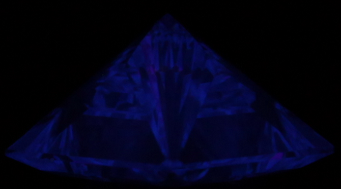 2.01-Carat  E VS2 Super Ideal Princess Diamond