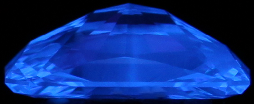0.90-Carat  E VS2 Good Radiant Diamond