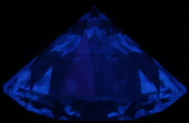 0.58-Carat  E VVS1 Ideal Round Diamond