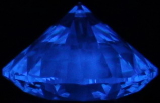 0.36-Carat  E IF Ideal Round Diamond