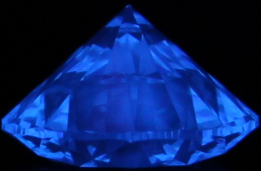 0.60-Carat  E VVS1 Ideal Round Diamond