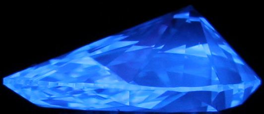0.76-Carat  G VVS1 Ideal Pear Diamond