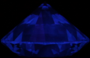 0.70-Carat  F VS2 Ideal Round Diamond