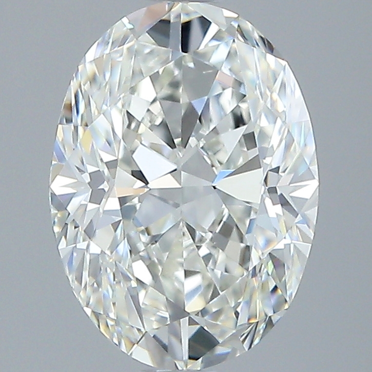 oval shaped diamond