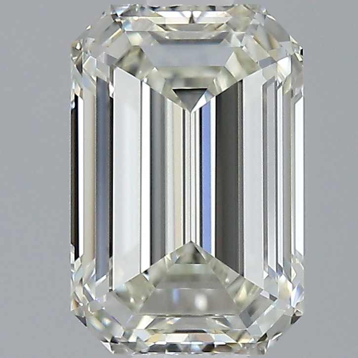 emerald shaped diamond