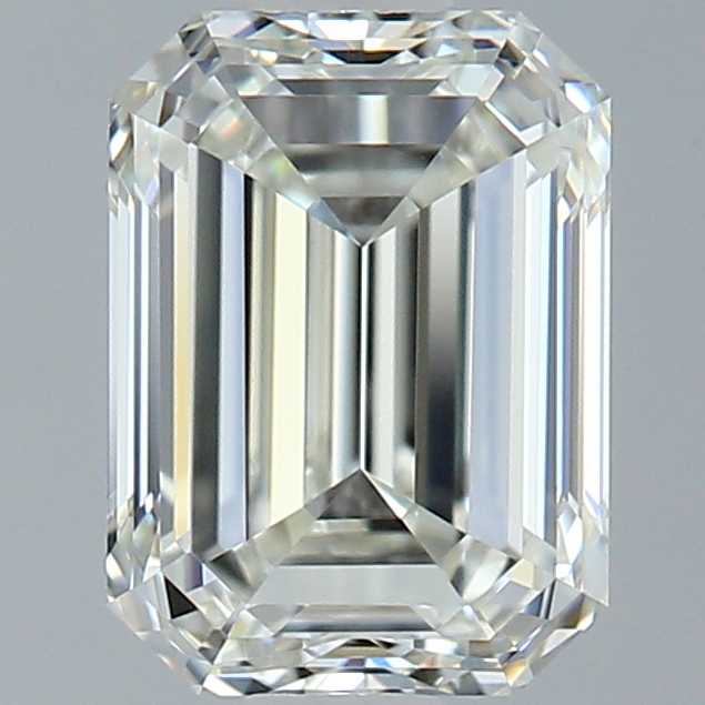 emerald shaped diamond