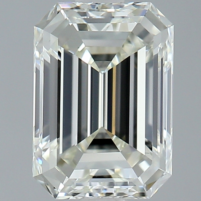 emerald shaped diamond
