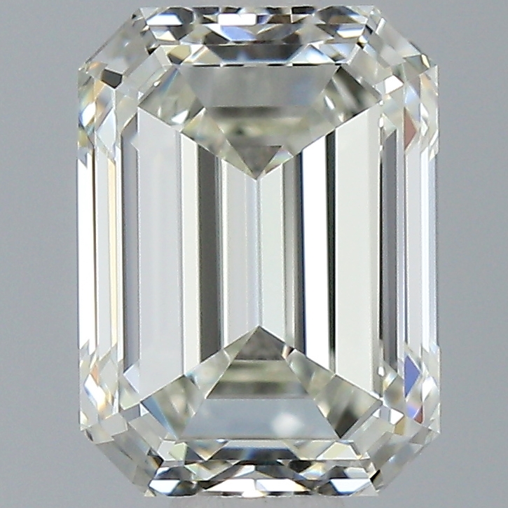emerald shaped diamond