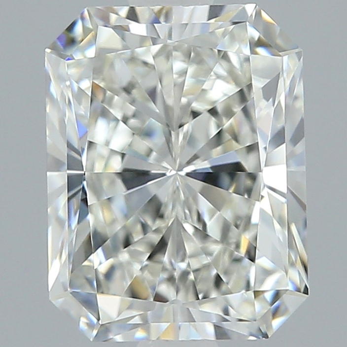 radiant shaped diamond