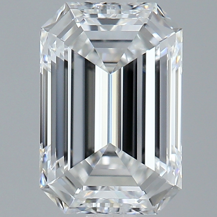 emerald shaped diamond