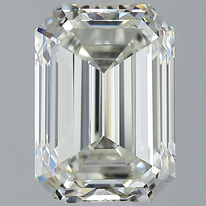 emerald shaped diamond